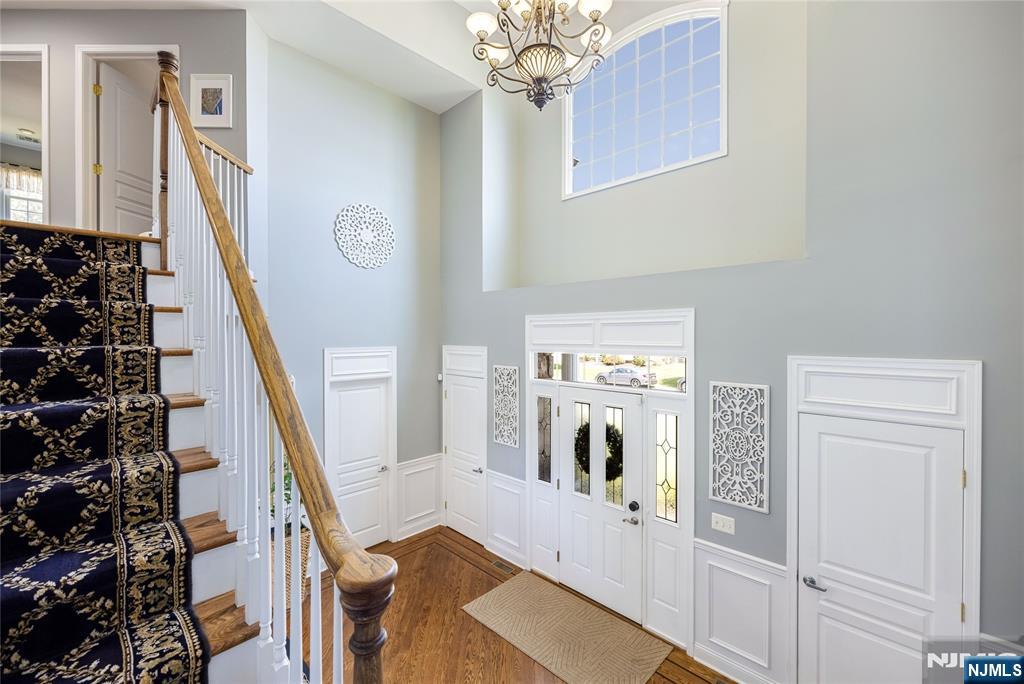 8 Ferndale Place Pompton Plains, NJ 07444 - Photo 7 of 49