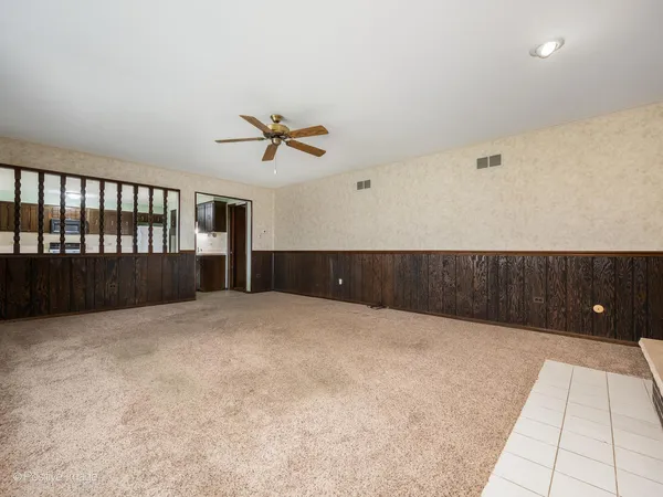 $425,000 | 8146 Braeburn Lane, Orland Park, IL 60462