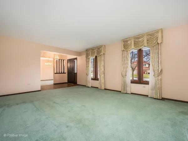 $425,000 | 8146 Braeburn Lane, Orland Park, IL 60462