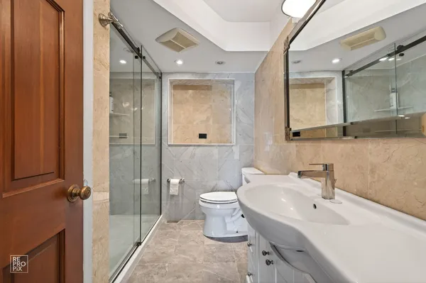 $849,000 | 221 East Grantley Avenue, Elmhurst, IL 60126