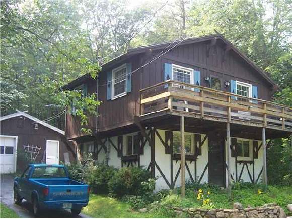 37 Cresent Street Barnstead, NH 03225 - Photo 1 of 1