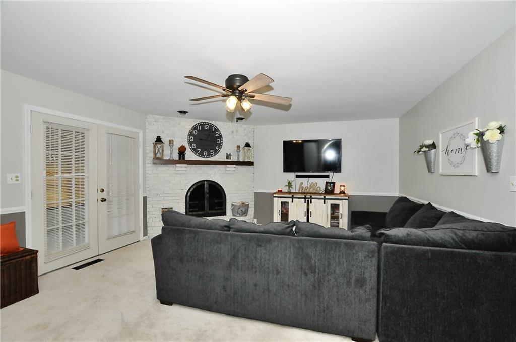812 Deerfield Road Anderson, IN 46012 - Photo 10 of 34