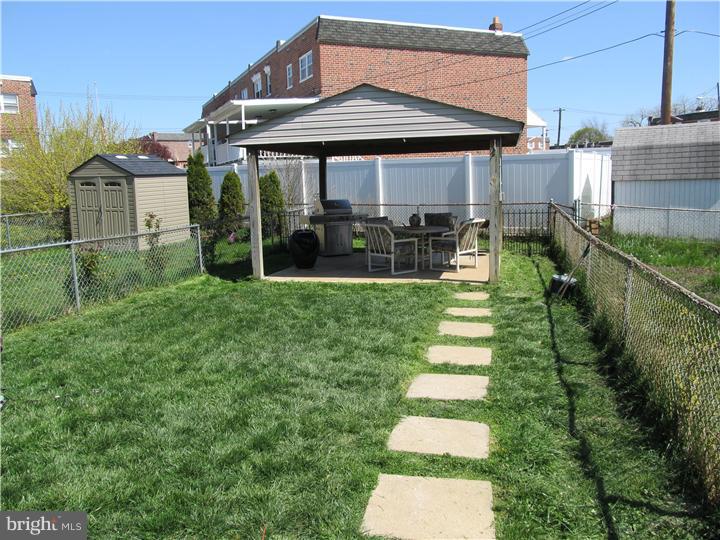 12325 Wyndom Road Philadelphia, PA 19154 - Photo 16 of 16 Back Yard