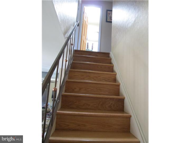 12325 Wyndom Road Philadelphia, PA 19154 - Photo 6 of 16 View
