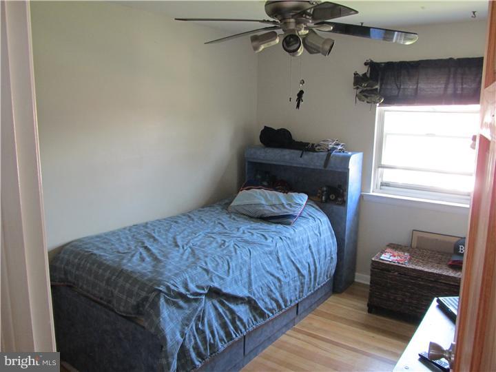 12325 Wyndom Road Philadelphia, PA 19154 - Photo 10 of 16 Bedroom 3