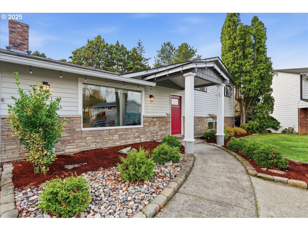 1371 Northeast Barnes Court Gresham, OR 97030 - Photo 2 of 48