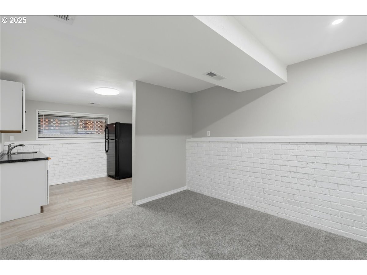 1371 Northeast Barnes Court Gresham, OR 97030 - Photo 32 of 48 Bonus Room