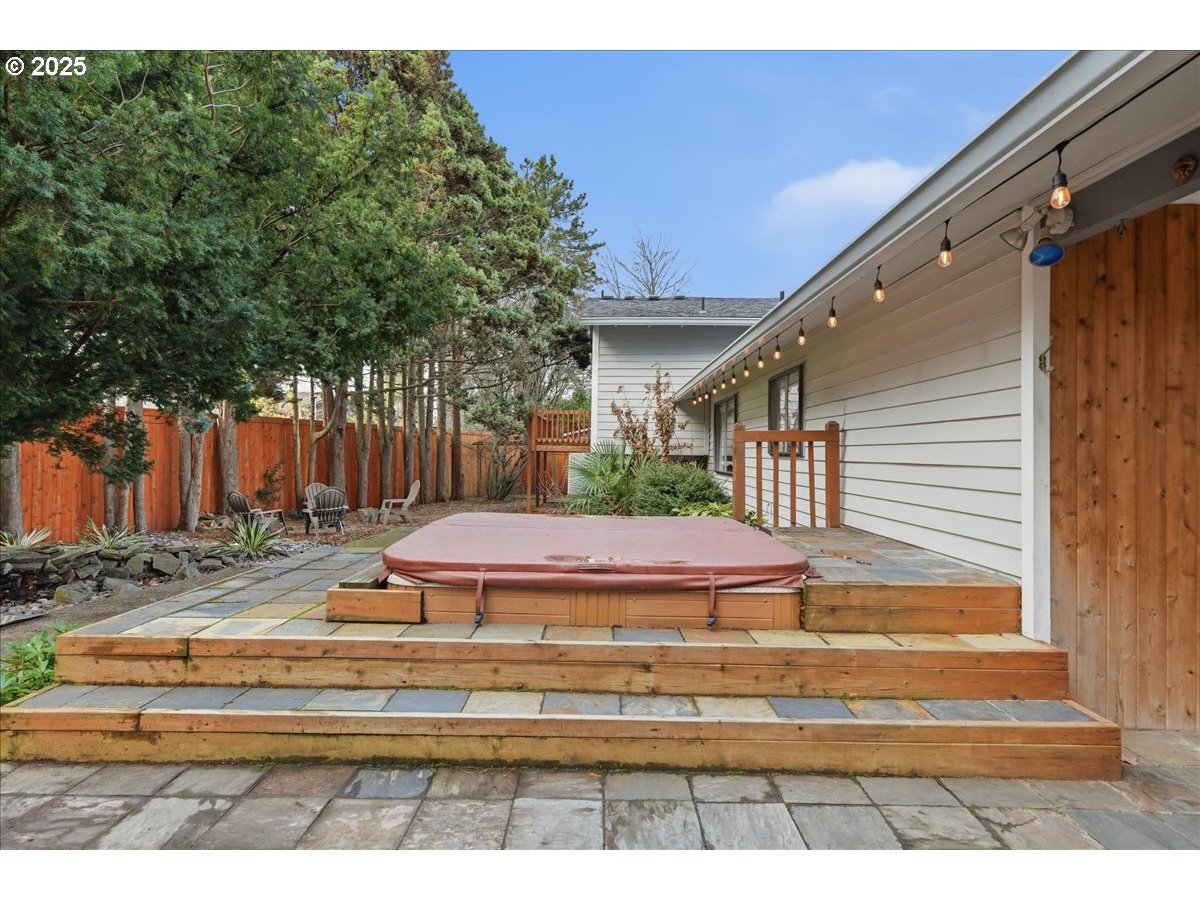 1371 Northeast Barnes Court Gresham, OR 97030 - Photo 36 of 48