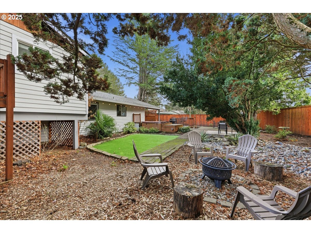 1371 Northeast Barnes Court Gresham, OR 97030 - Photo 41 of 48