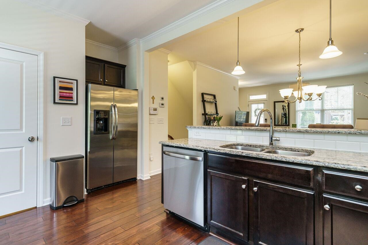 1533 Crafton Way Raleigh, NC 27607 - Photo 16 of 28 Photo 16