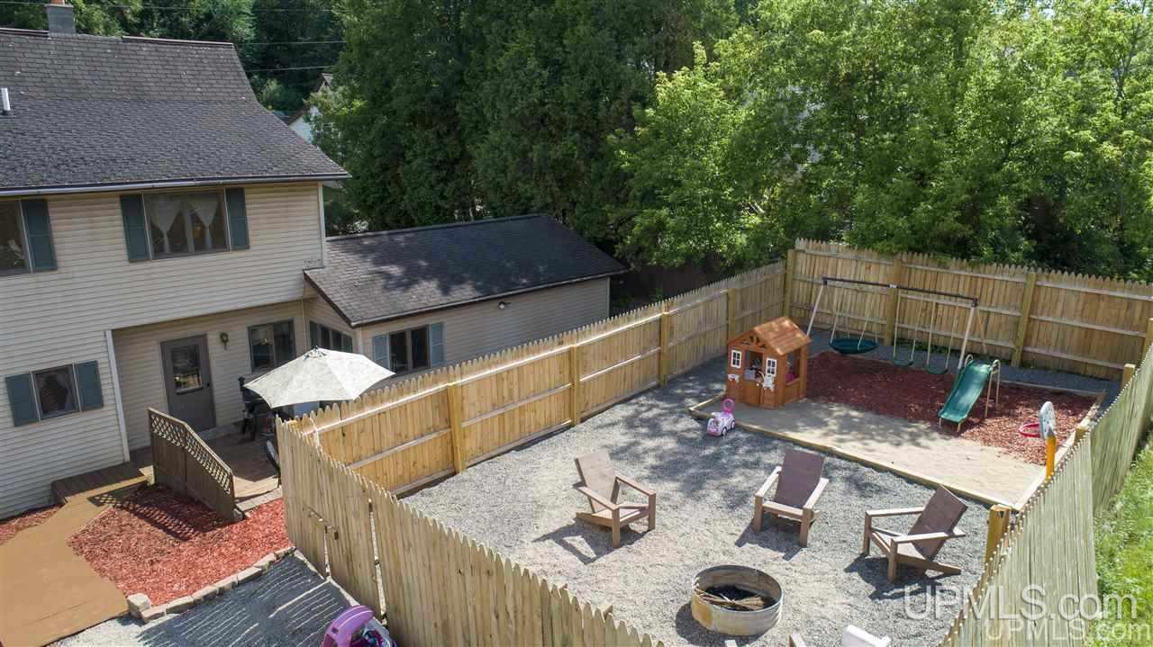 535 Jasper Street Ishpeming, MI 49849 - Photo 4 of 36 Gallery Image 4