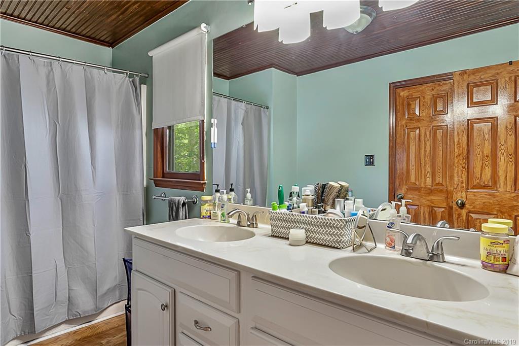 8348 Barncliff Road Charlotte, NC 28227 - Photo 11 of 18 Gallery Image 11