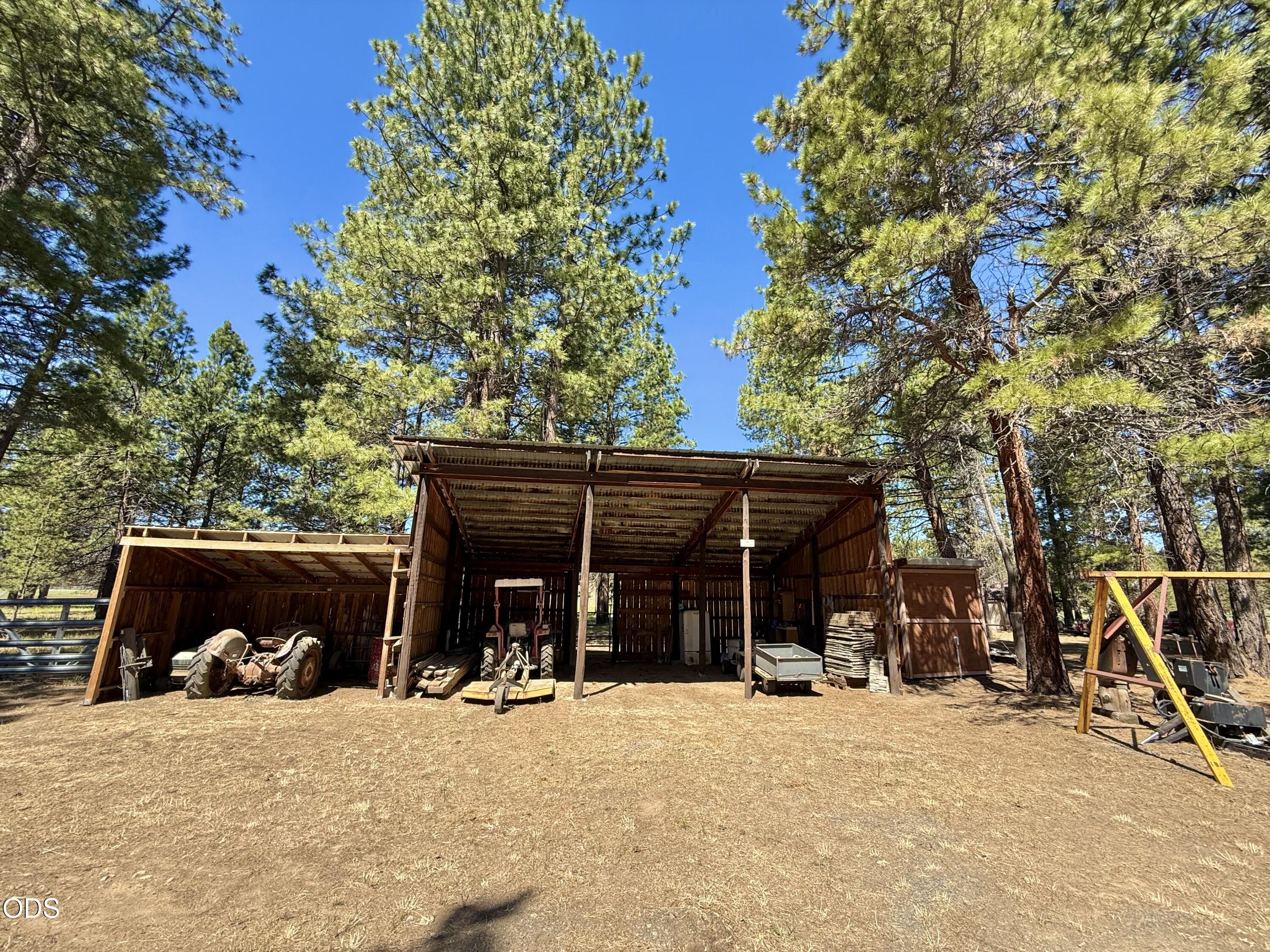 39860 9 Mile Road Chiloquin, OR 97624 - Photo 6 of 13