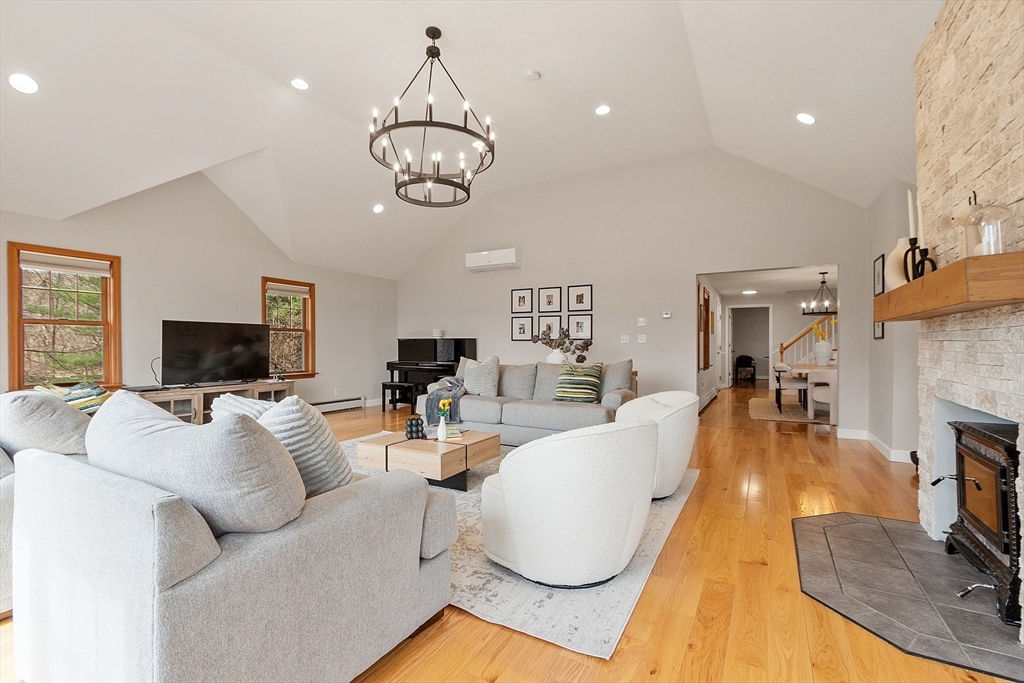 933 Liberty Square Road Boxborough, MA 01719 - Photo 8 of 42