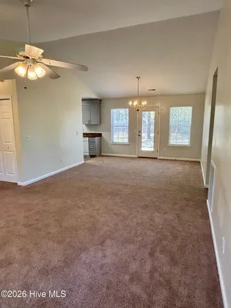$2,000 | 304 Raye Drive, Wilmington, NC 28412