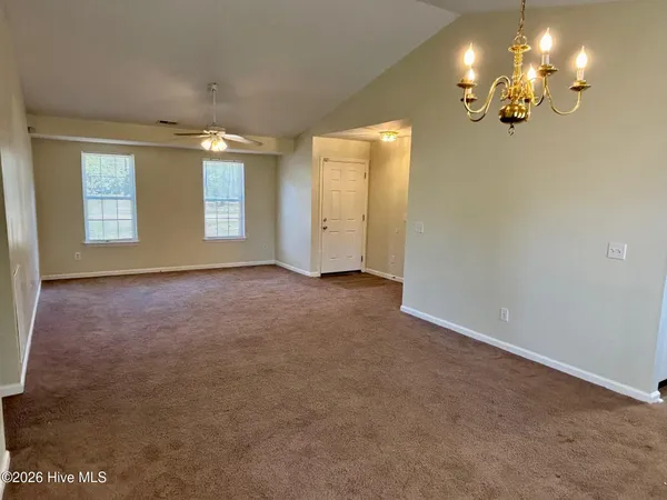 $2,000 | 304 Raye Drive, Wilmington, NC 28412