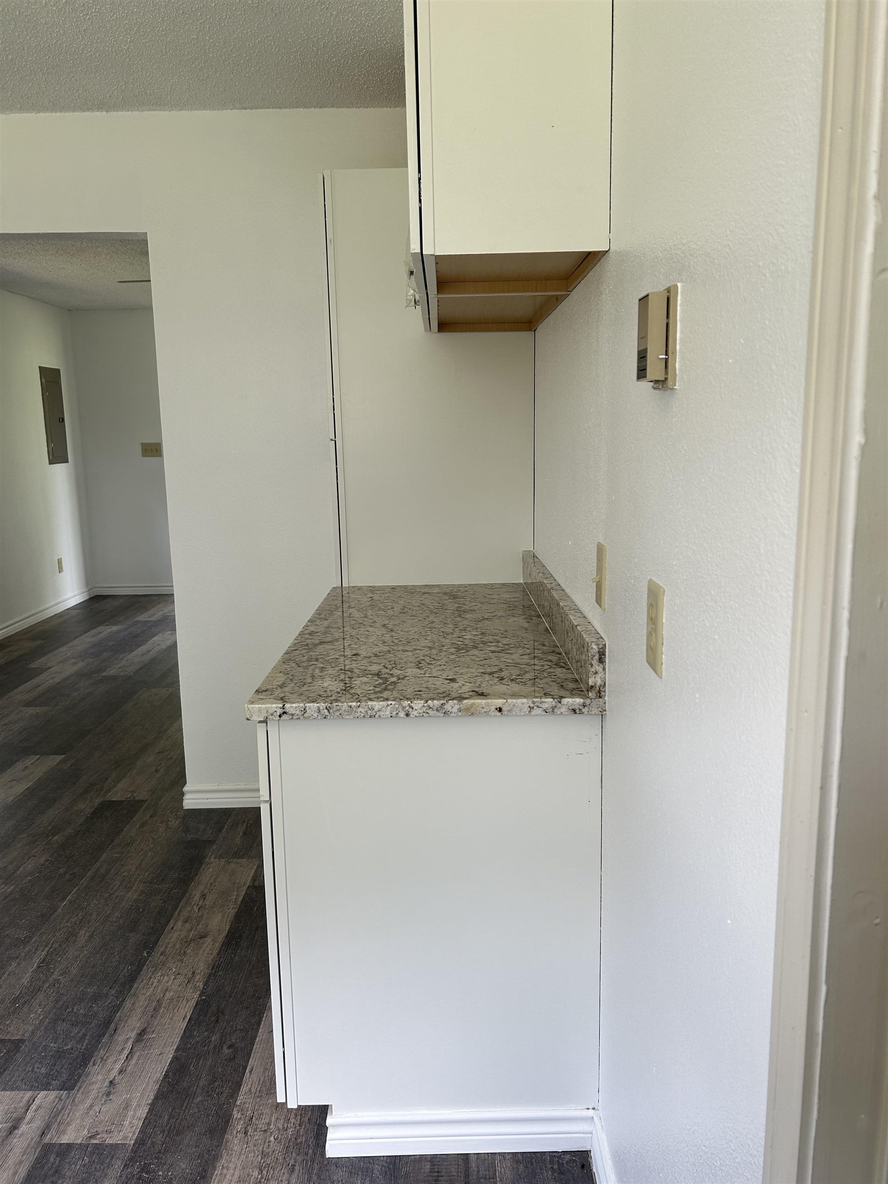 2001 King Road Marble Falls, TX 78654 - Photo 6 of 18