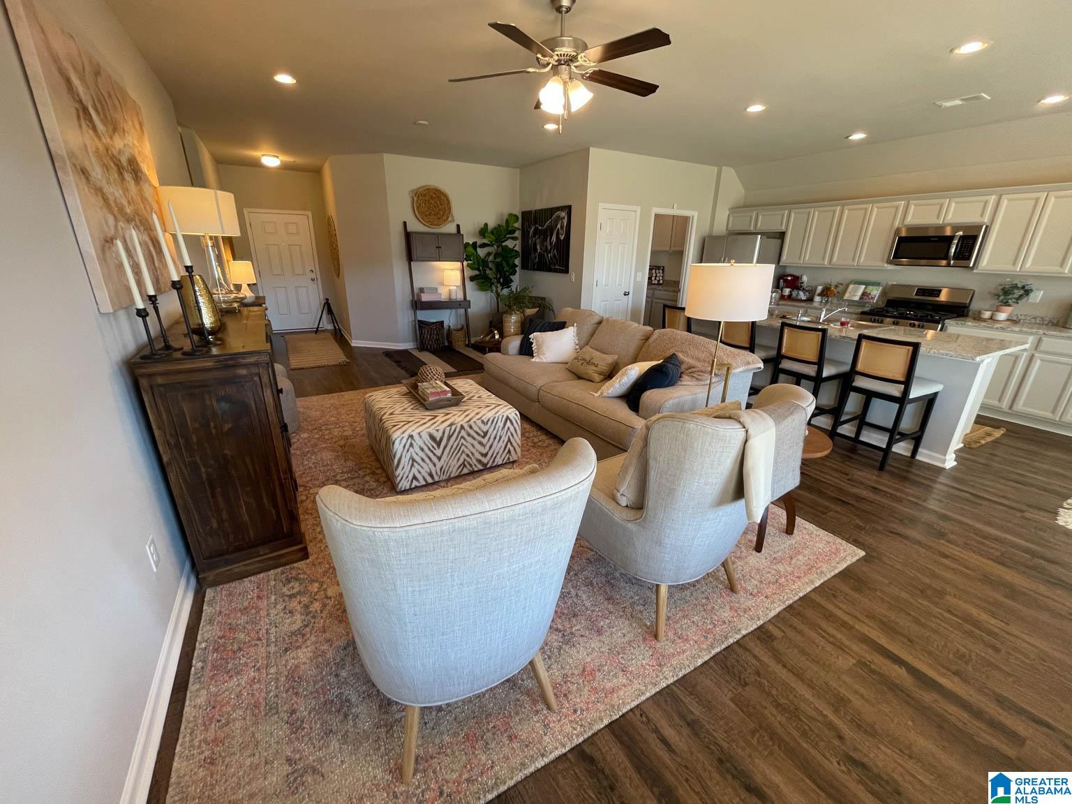 145 Coleman Way Calera, AL 35040 - Photo 3 of 11