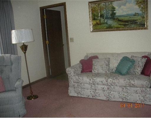 3316 Turner Drive, Unit C36 Springfield, OH 45504 - Photo 4 of 12