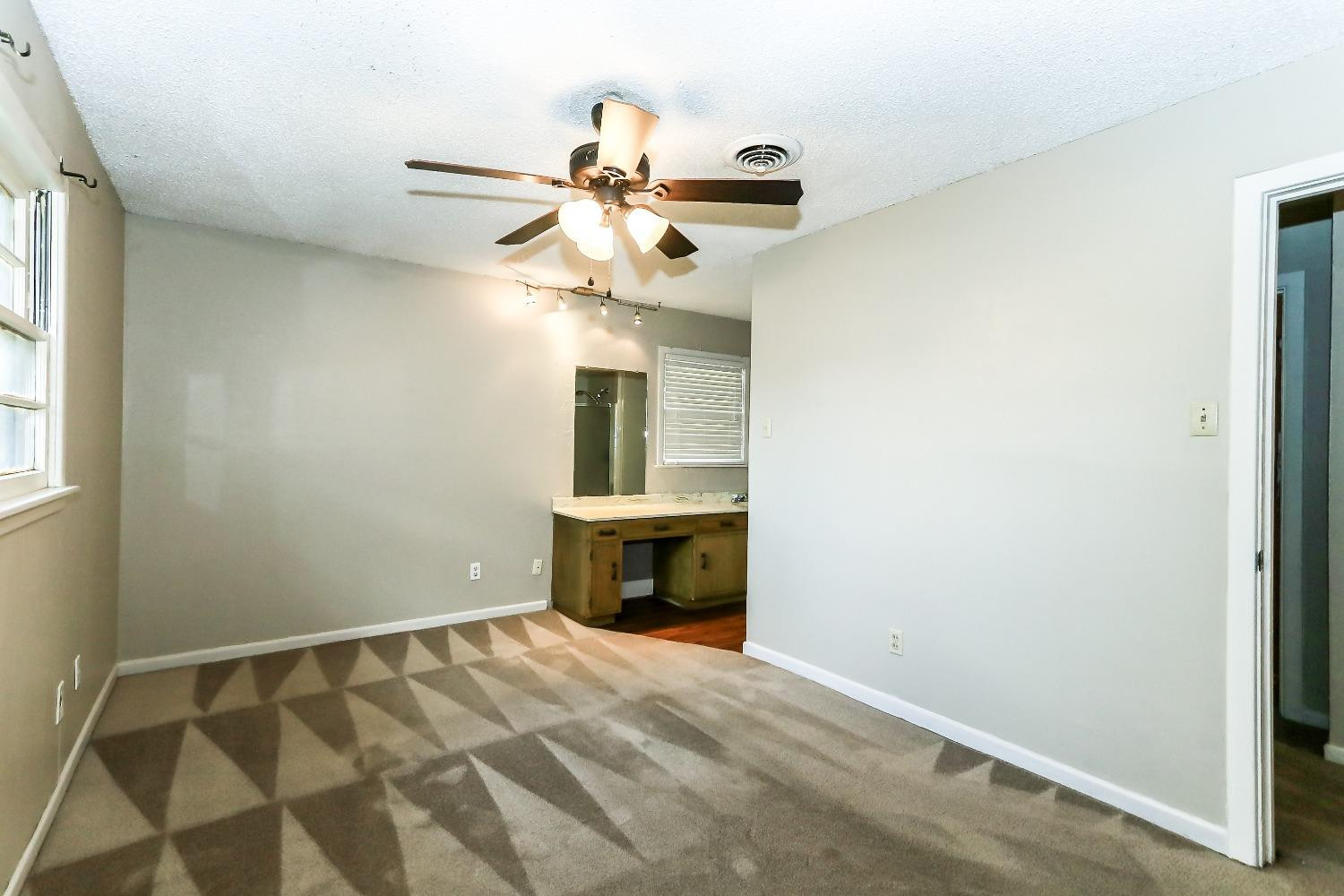 4911 44th Street Lubbock, TX 79414 - Photo 15 of 18 Photo 15