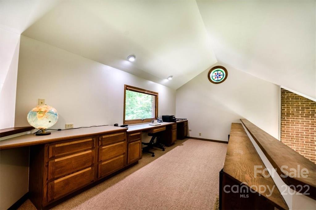 13822 Point Lookout Road Charlotte, NC 28278 - Photo 19 of 47 Gallery Image 19