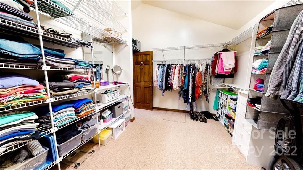 13822 Point Lookout Road Charlotte, NC 28278 - Photo 24 of 47 Gallery Image 24