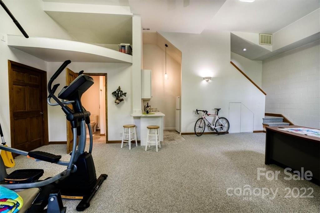 13822 Point Lookout Road Charlotte, NC 28278 - Photo 36 of 47 Gallery Image 36