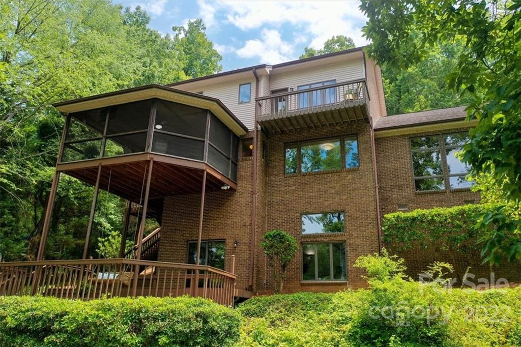 13822 Point Lookout Road Charlotte, NC 28278 - Photo 43 of 47 Gallery Image 43