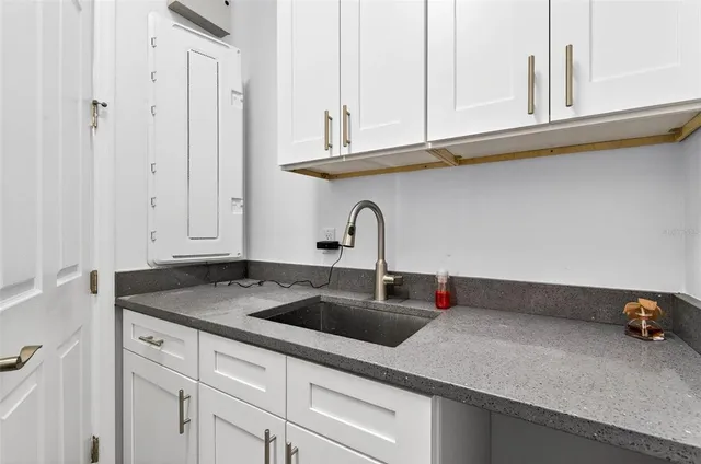 $1,050,000 | 12196 Broken Oak Lane, Odessa, FL 33556