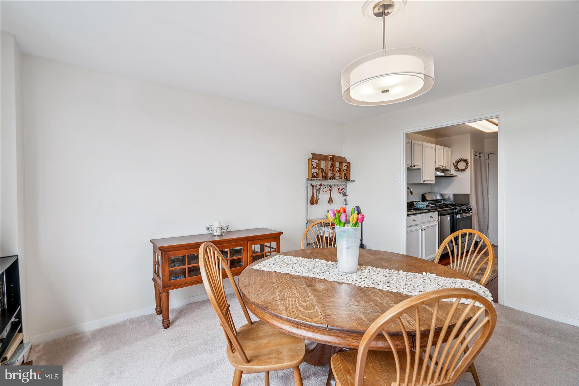 1900 Lyttonsville Road, Unit 1308 Silver Spring, MD 20910 - Photo 13 of 52 Dining Room