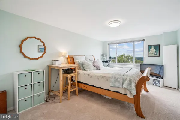 $165,000 | 1900 Lyttonsville Road, Unit 1308, Silver Spring, MD 20910