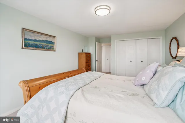 $179,000 | 1900 Lyttonsville Road, Unit 1308, Silver Spring, MD 20910