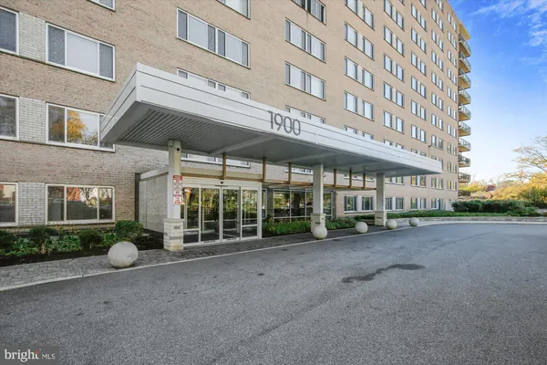$165,000 | 1900 Lyttonsville Road, Unit 1308, Silver Spring, MD 20910