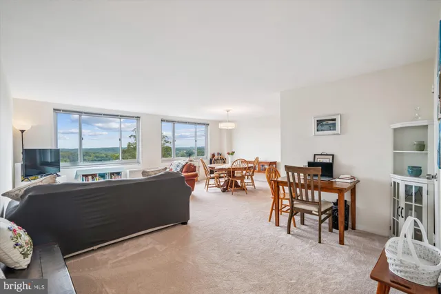 $179,000 | 1900 Lyttonsville Road, Unit 1308, Silver Spring, MD 20910