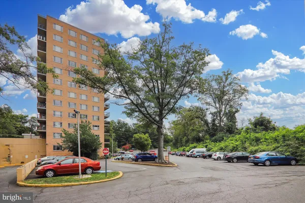 $165,000 | 1900 Lyttonsville Road, Unit 1308, Silver Spring, MD 20910