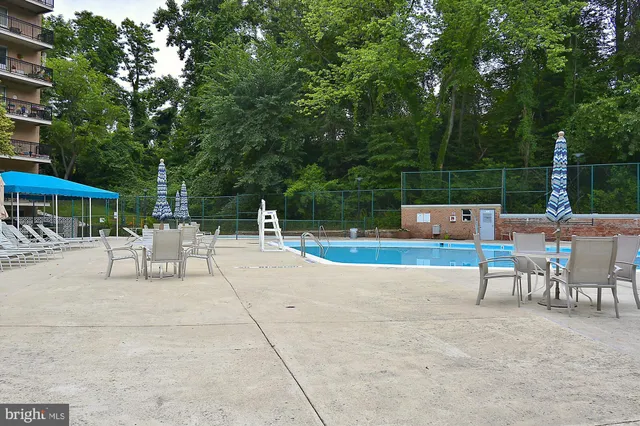 $179,000 | 1900 Lyttonsville Road, Unit 1308, Silver Spring, MD 20910