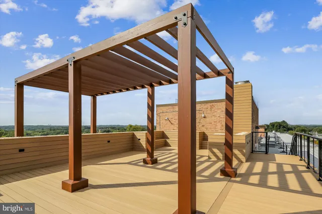 $179,000 | 1900 Lyttonsville Road, Unit 1308, Silver Spring, MD 20910