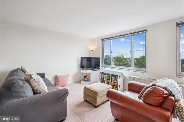 $165,000 | 1900 Lyttonsville Road, Unit 1308, Silver Spring, MD 20910