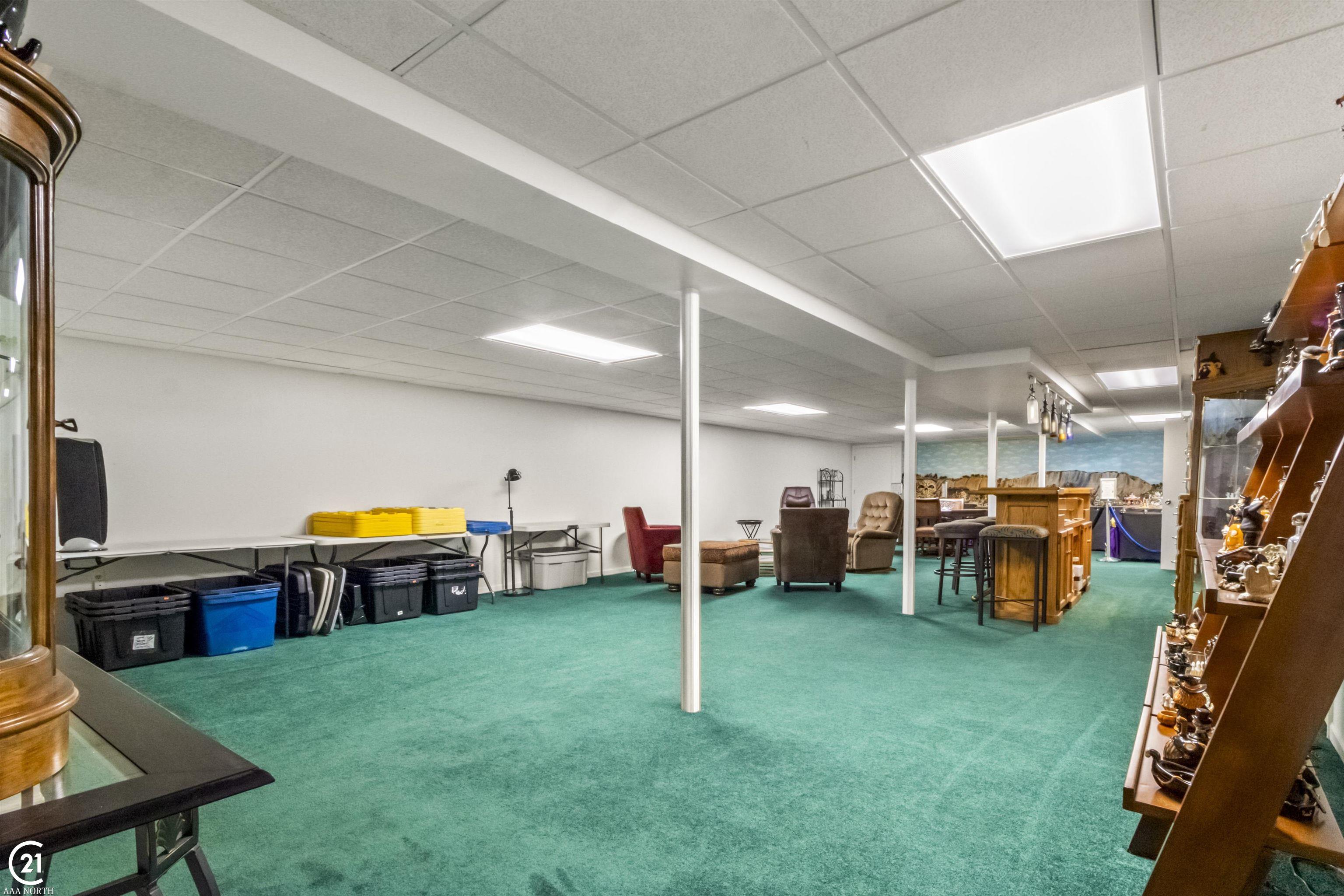 1100 Holmes Road Allenton, MI 48002 - Photo 41 of 63