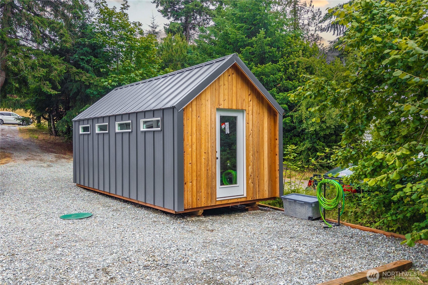 4415 Waller Road East Tacoma, WA 98443 - Photo 26 of 39