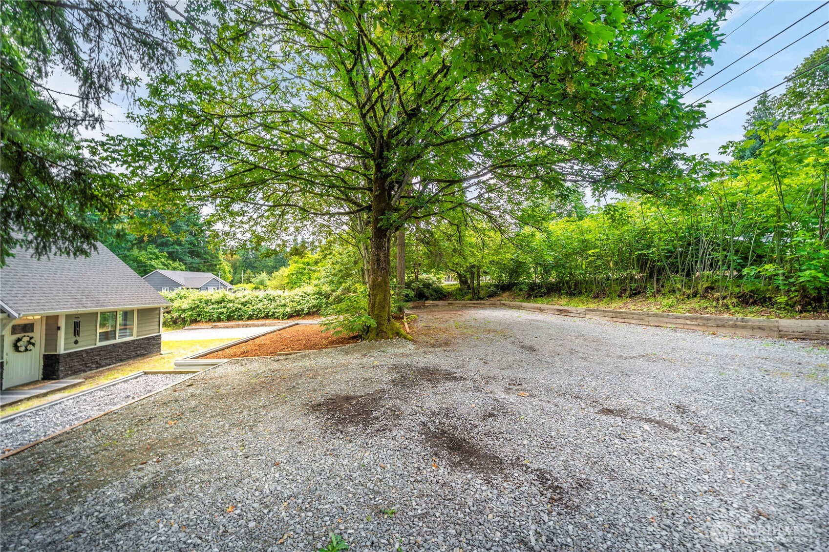 4415 Waller Road East Tacoma, WA 98443 - Photo 30 of 39