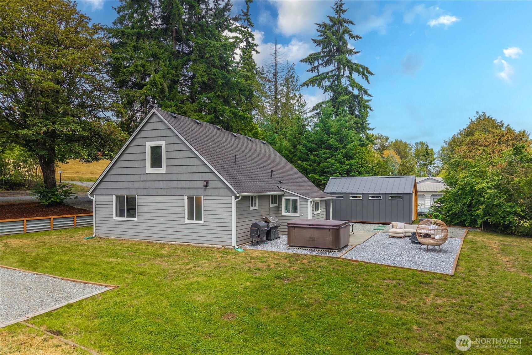 4415 Waller Road East Tacoma, WA 98443 - Photo 34 of 39