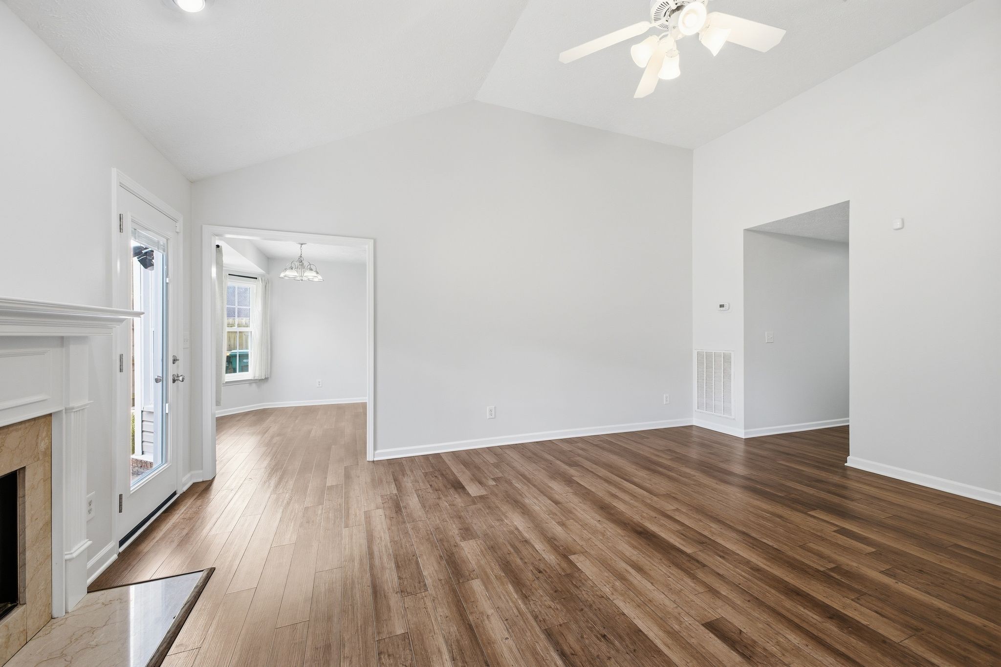 1006 Chapman's Crossings Spring Hill, TN 37174 - Photo 5 of 26 Gallery Image 5