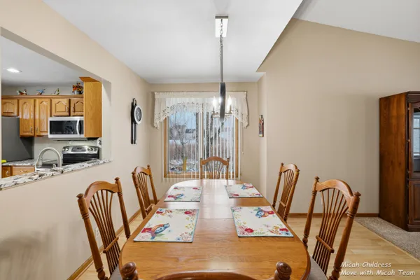 $399,000 | 10299 Castletown, Zeeland, MI 49464