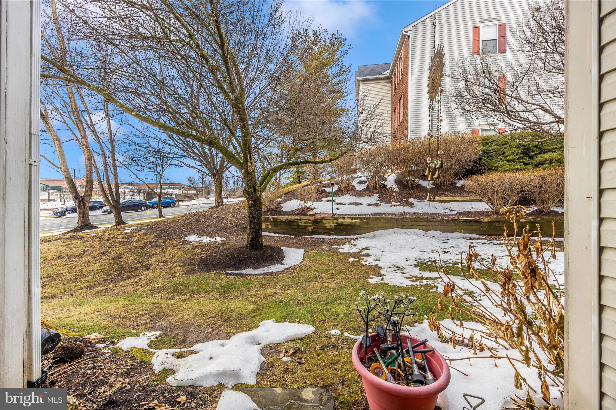 25900 Ridge Manor Drive, Unit 6000B Damascus, MD 20872 - Photo 37 of 39 a view of a yard with a fountain
