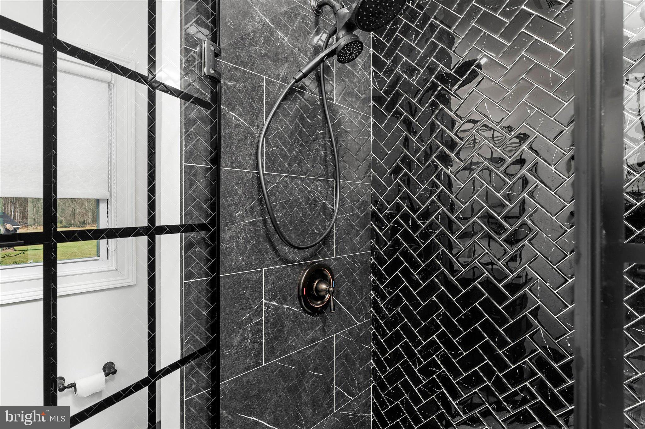 151 Walnford Road Allentown, NJ 08501 - Photo 23 of 48 Bathroom 3 Shower