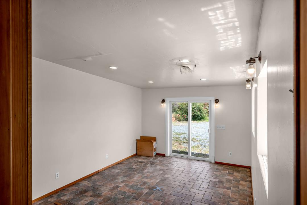 10721 Shenandoah Road Plymouth, CA 95669 - Photo 15 of 48 a view of a livingroom with a ceiling fan and window