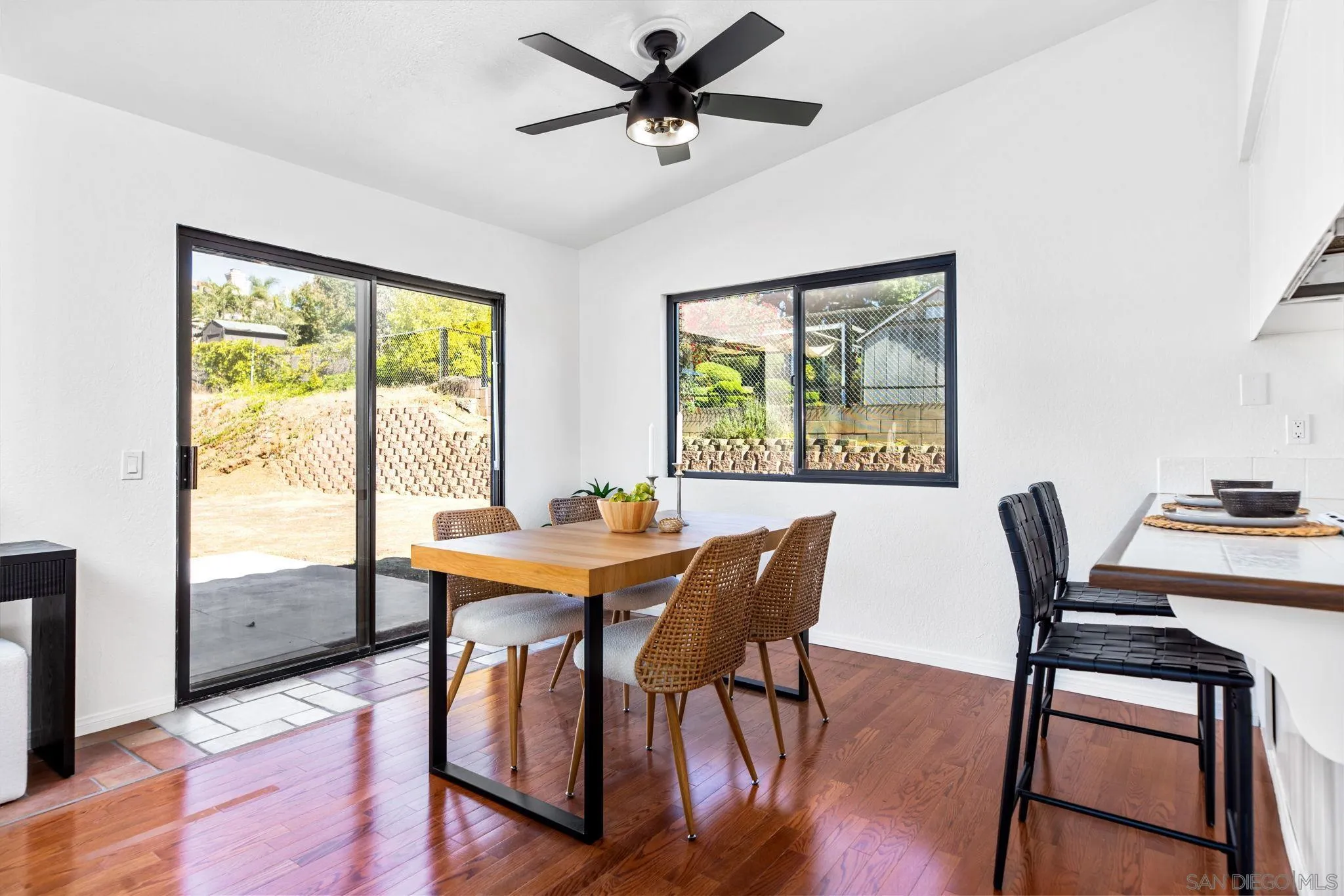 5818 Jeffries Ranch Road Oceanside, CA 92057 - Photo 5 of 30 Gallery Image 5