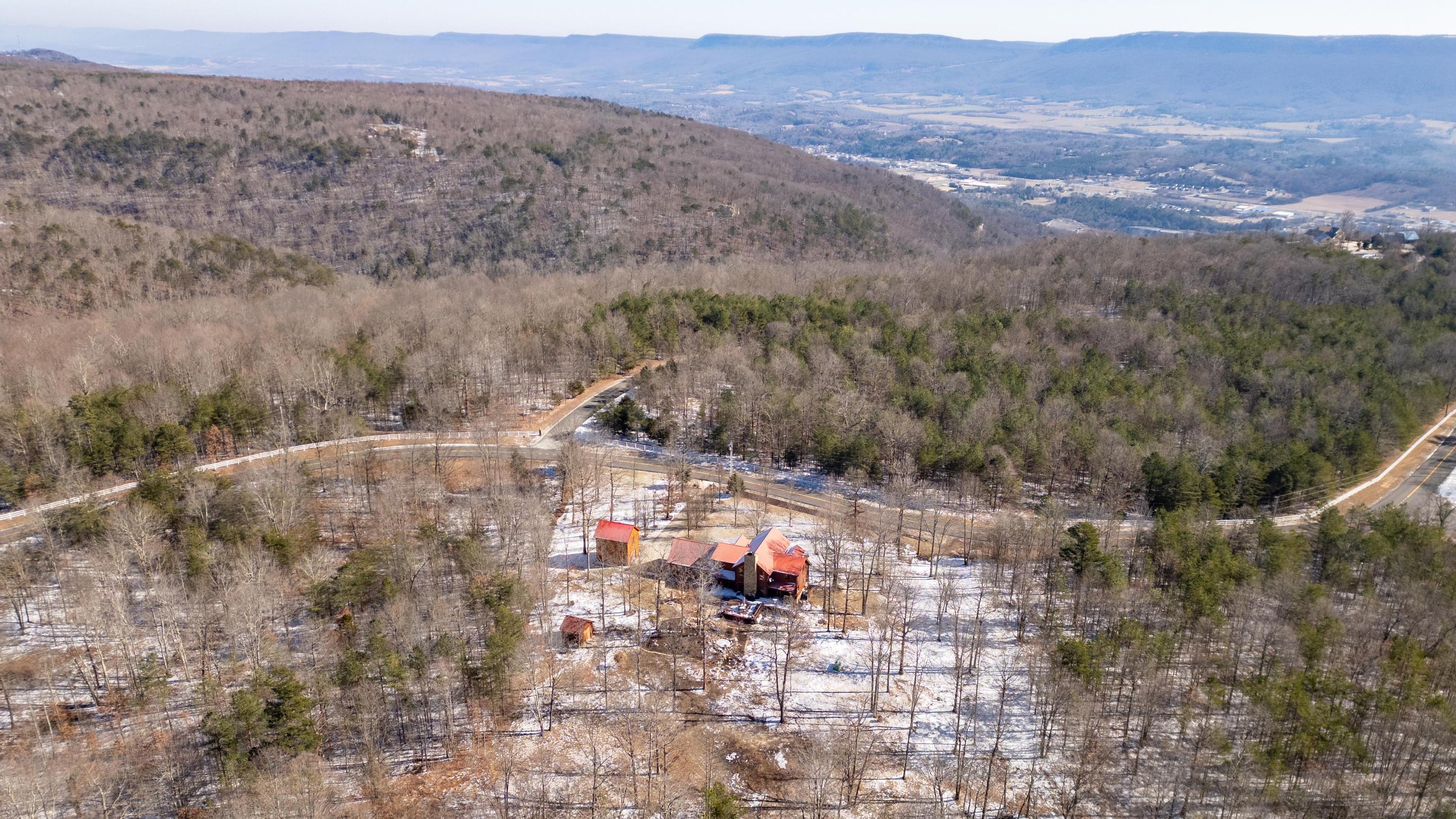 1334 Bluff View Drive Dunlap, TN 37327 - Photo 11 of 42 2026_01_January_1334_Bluff_View_Dr_0011