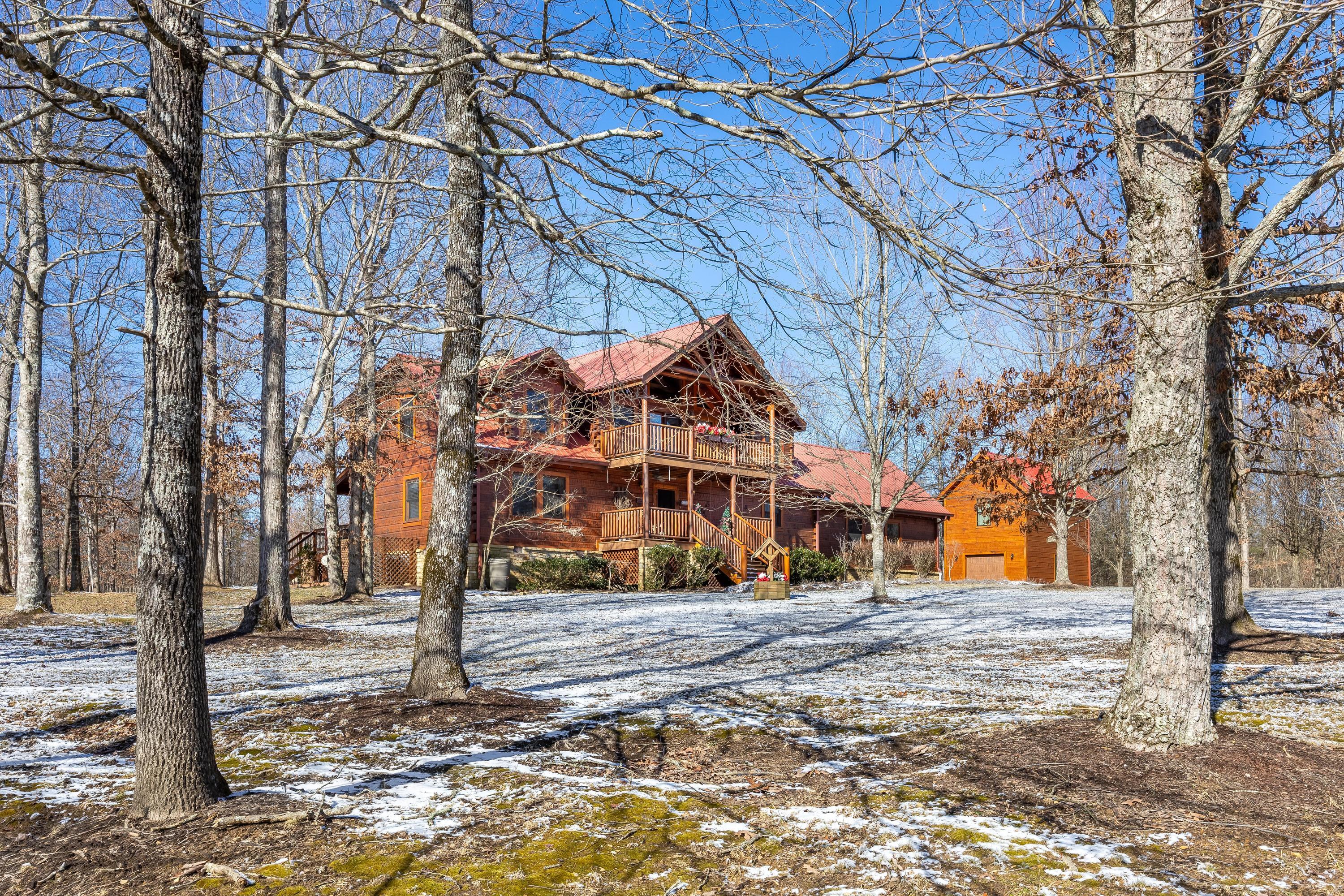 1334 Bluff View Drive Dunlap, TN 37327 - Photo 2 of 42 2026_01_January_1334_Bluff_View_Dr_0002